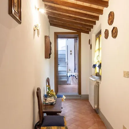 Italian Experience-il Borgo Apartamento Bientina