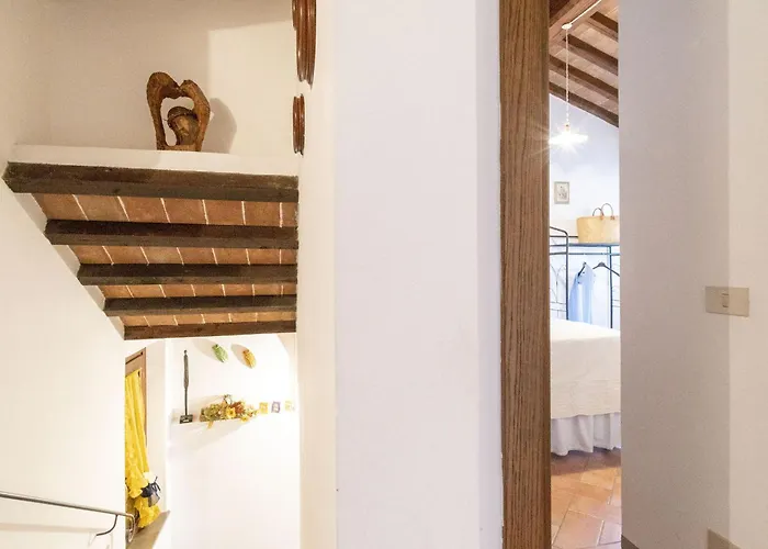 Italian Experience-il Borgo * Bientina