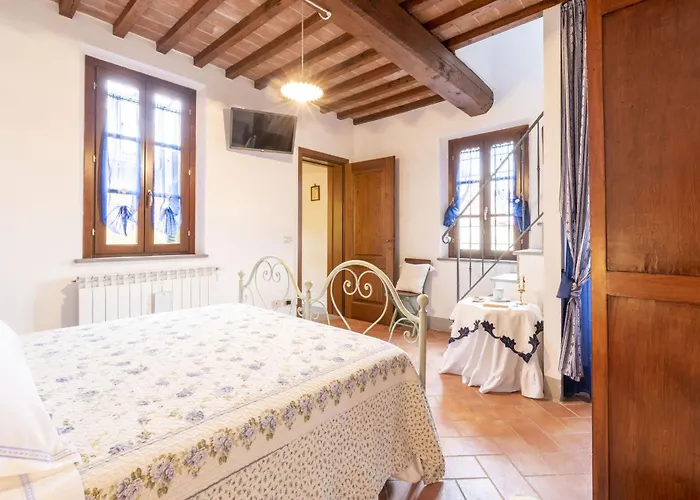 Italian Experience-il Borgo Bientina