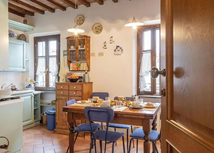 Italian Experience-il Borgo Bientina